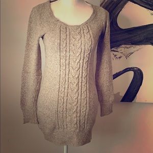 Long tunic style sweater with detachable cowl neck